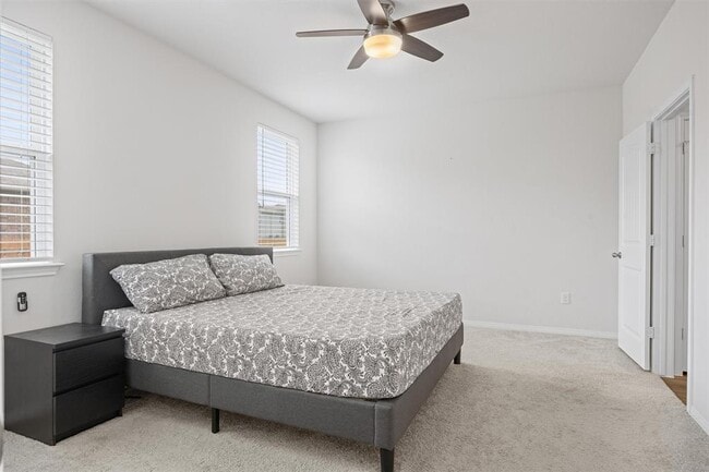 Building Photo - 936 Vogel Dr