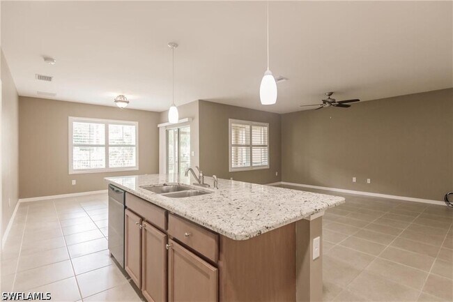 Building Photo - 26978 Wildwood Pines Ln