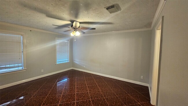 Building Photo - 21031 Stoney Haven Dr