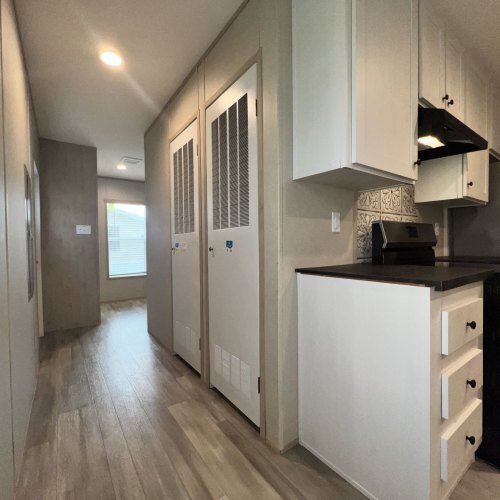 Building Photo - 202 Teasley Ln