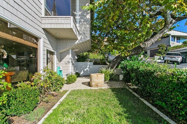 Building Photo - 1010 Emerald Bay