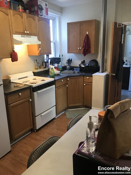 Building Photo - 1189 Commonwealth Ave