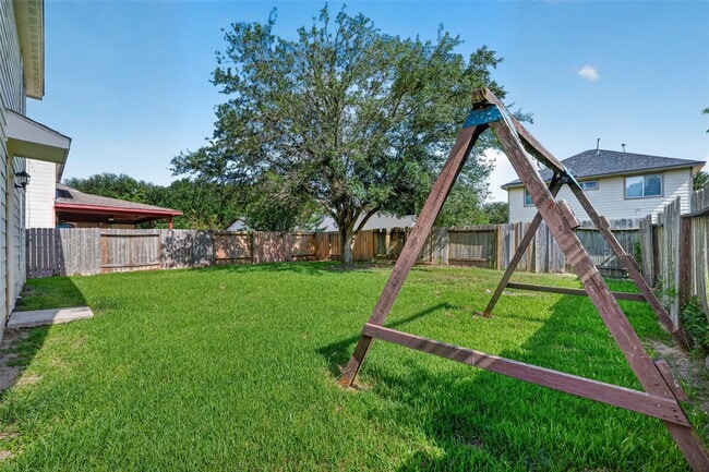 Building Photo - 4403 Sprangletop Ave