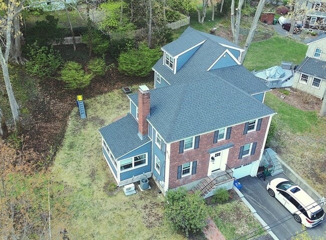 Building Photo - 99 Westchester Rd