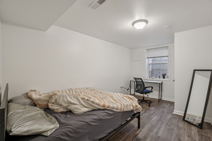Building Photo - 2704 Rambler Ct