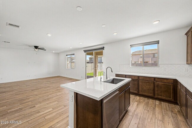 Building Photo - 17057 W Molly Ln