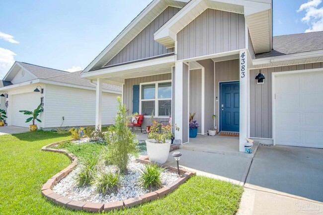 Building Photo - 4383 White Cedar Ct