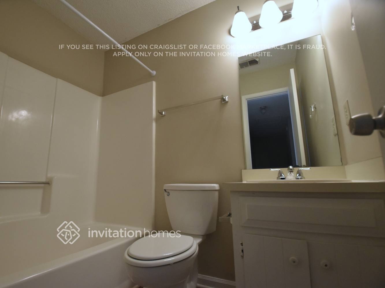 Building Photo - 4129 Buckingham Pl