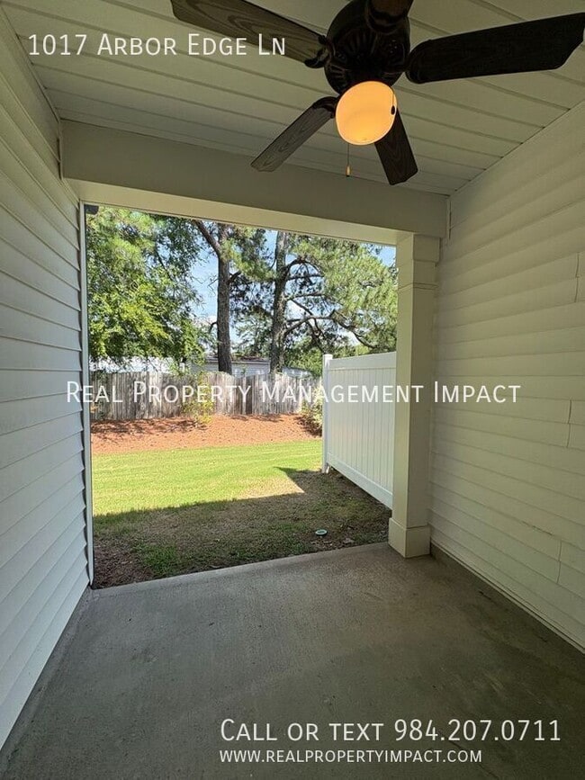 Building Photo - 1017 Arbor Edge Ln