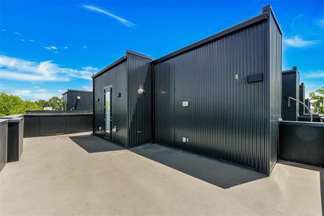 Building Photo - 1961 Dowgate Ct