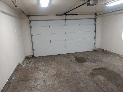 Building Photo - 1407 N Cherry St