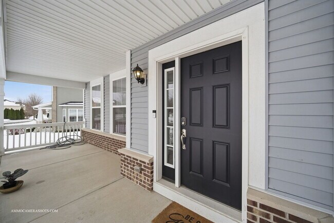 Building Photo - 26305 W Milestone Dr