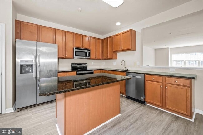 Building Photo - 26 Munro Rd