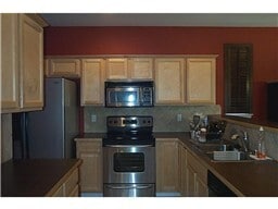 Building Photo - Fabulous 3 bed home in sought after Rock Creek Meadows!