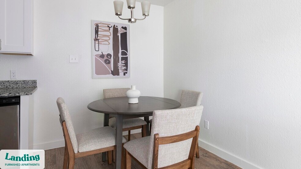 Building Photo - 1225 E Pleasant Run Rd