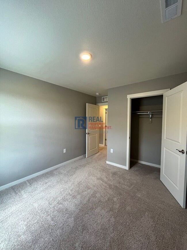 Building Photo - 18130 Dandy Brush Ln