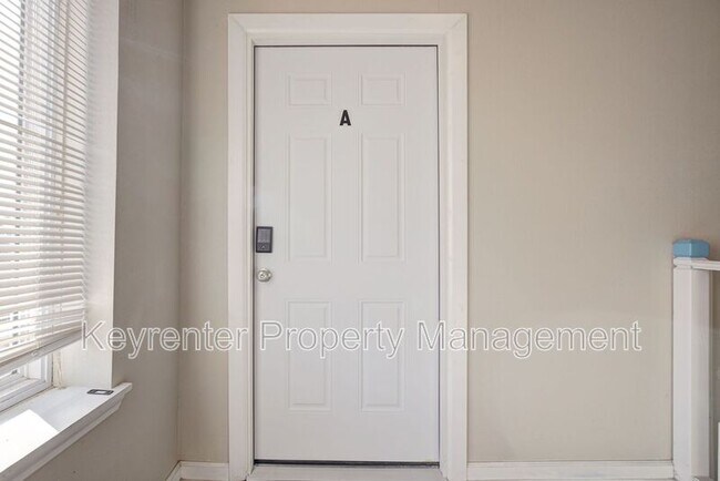 Building Photo - 2325 NW 12th St