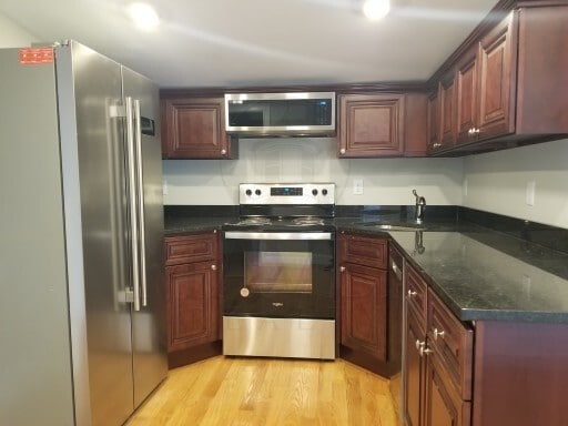 Building Photo - 35 Whitfield Rd