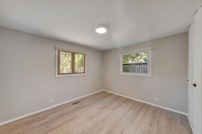 Building Photo - 1507 Thornton Dr