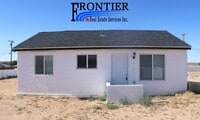 Building Photo - Charming 2-Bed, 1-Bath Home with Inviting ...