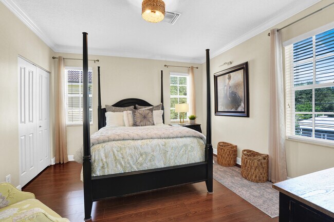 Building Photo - 468 Marbella Dr