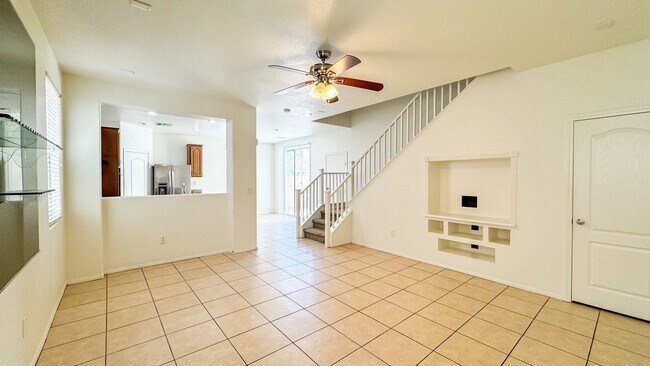 Building Photo - Spacious 3-Bed + Loft & Den | Granite Coun...