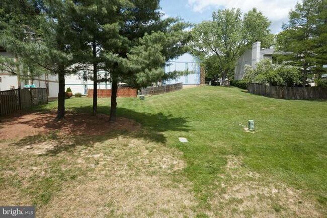 Building Photo - 6157 Green Hollow Ct