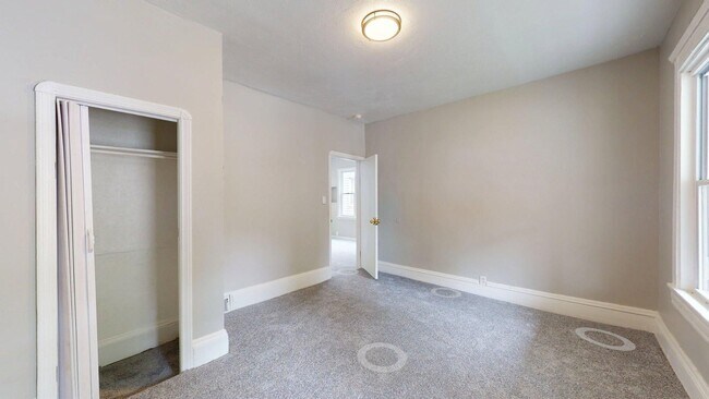 Building Photo - 3200 W 94th St
