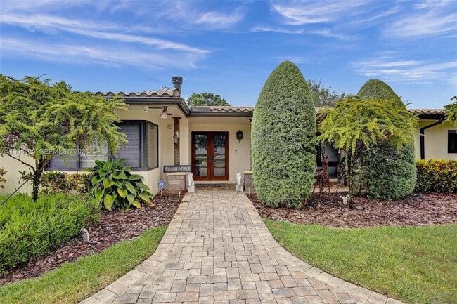 Building Photo - 9890 SW 138th St