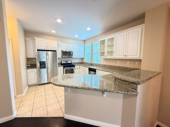 Building Photo - 1831 Crimson Ct