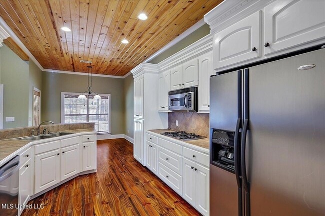 Building Photo - 132 Hartfield Dr