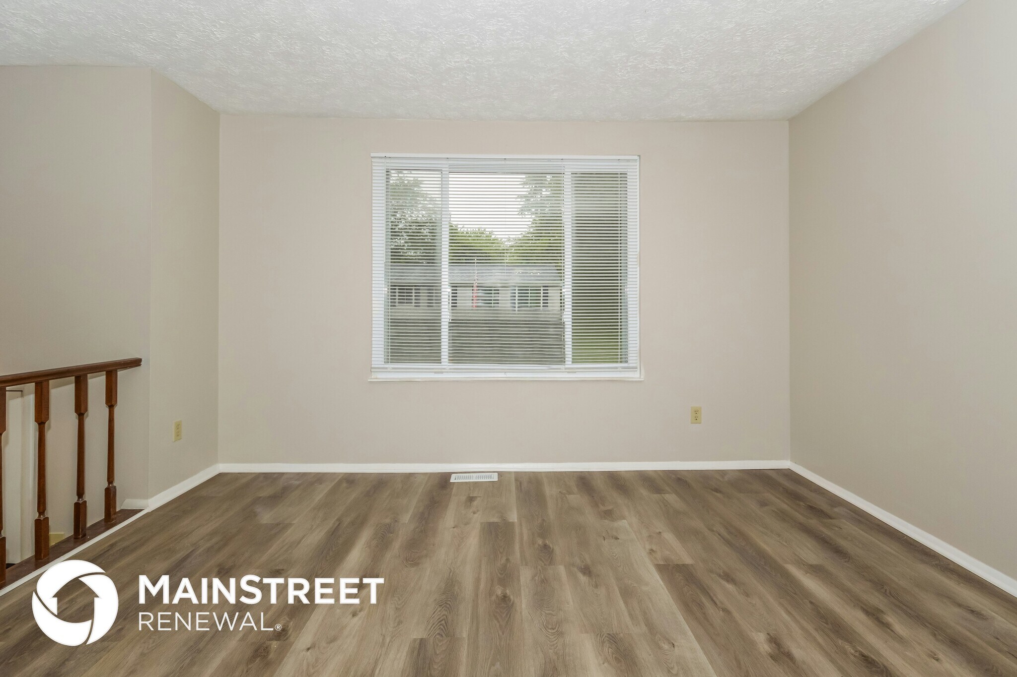 Building Photo - 6839 S Lawndale Ave