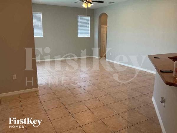 Building Photo - 2506 Wood Pointe Dr
