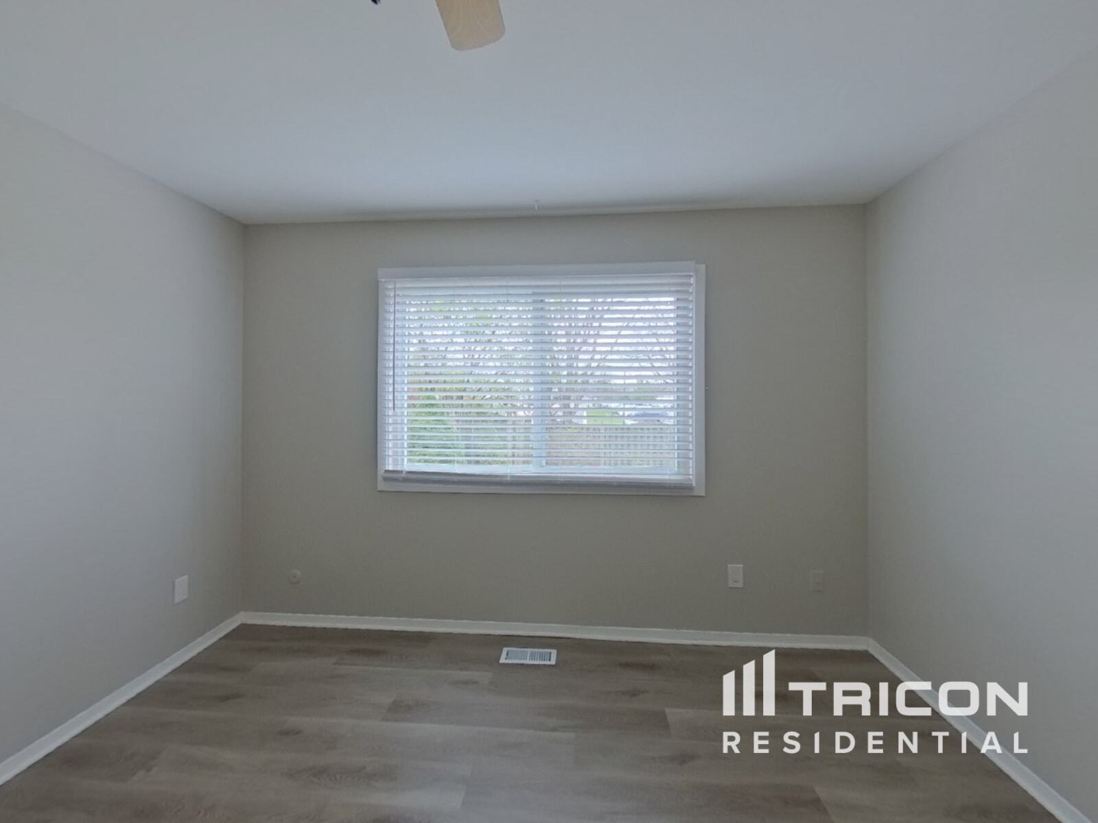 Building Photo - 2836 Garden Dr