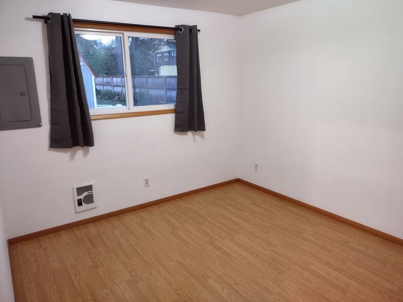 Building Photo - 30707 N Pl