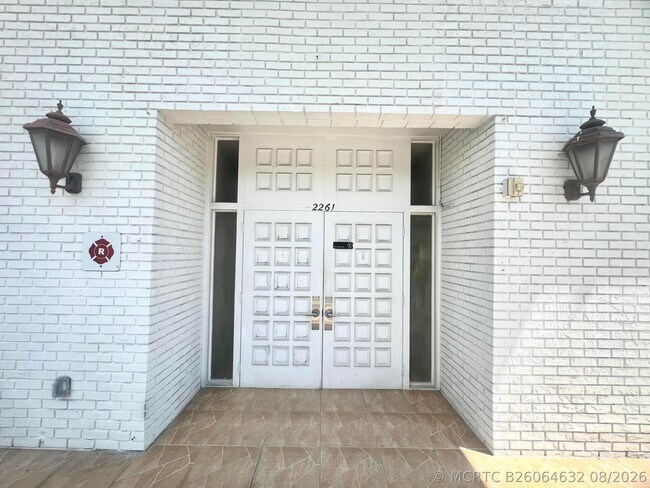 Building Photo - 2261 NE 67th St