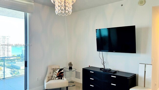 Building Photo - 7901 Hispanola Ave