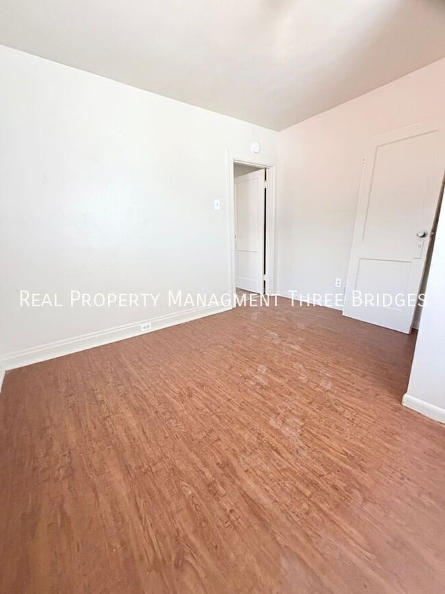 Building Photo - 8344 Eton Pl