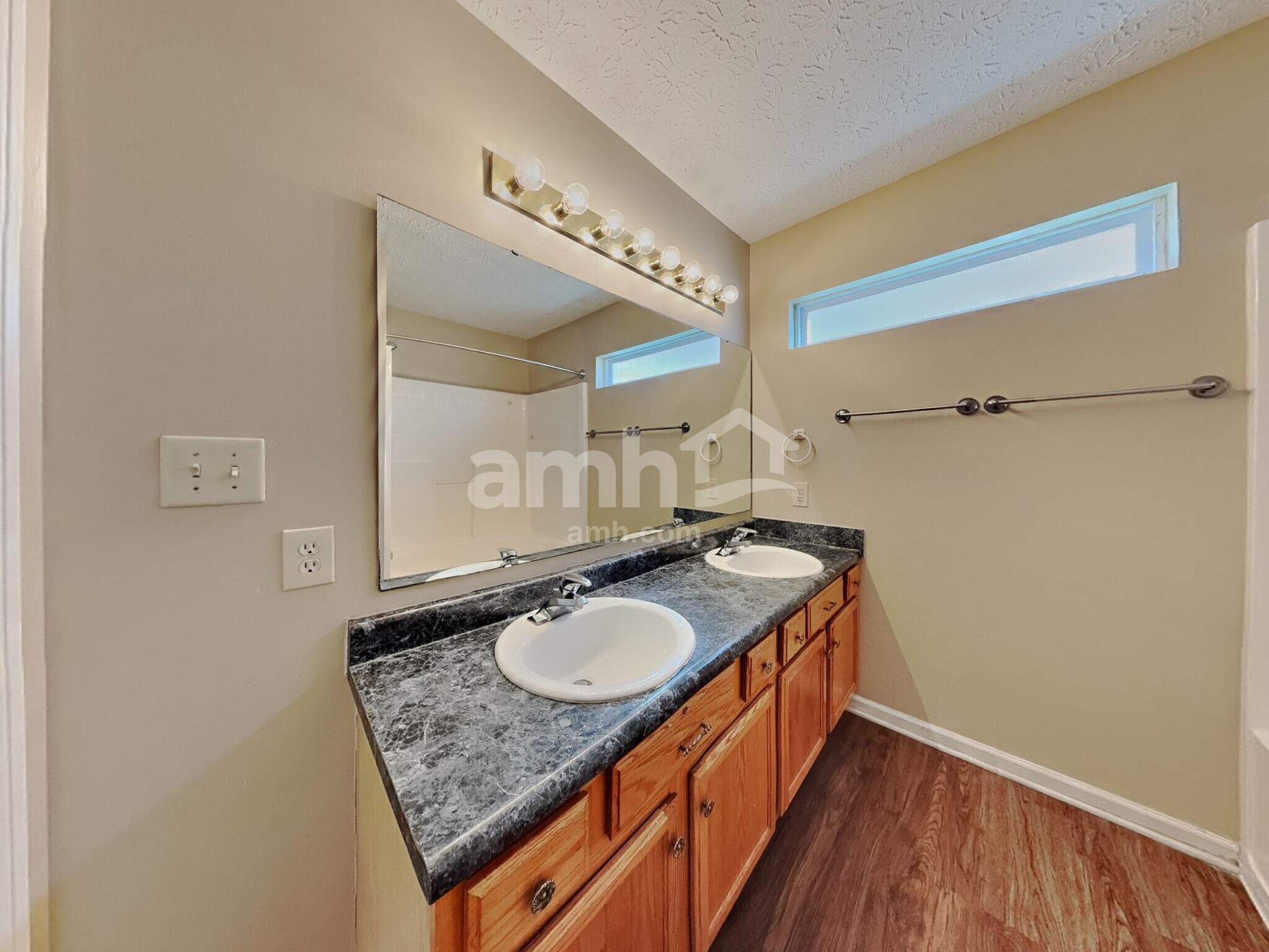 Building Photo - 6104 Lake Freeman Dr