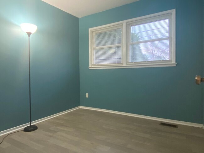 Building Photo - 6300 Hackberry Way