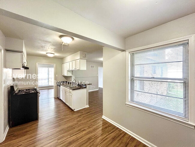 Building Photo - 3980 Sloan St