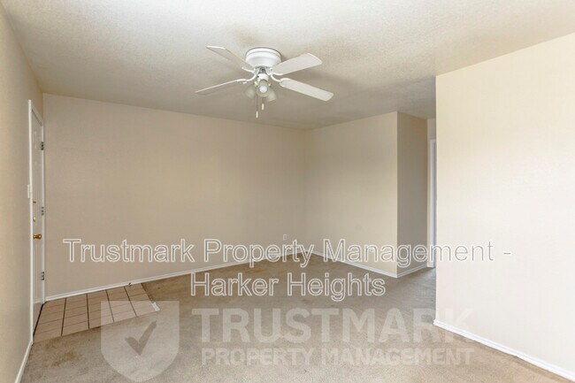 Building Photo - 1708 Windward Dr