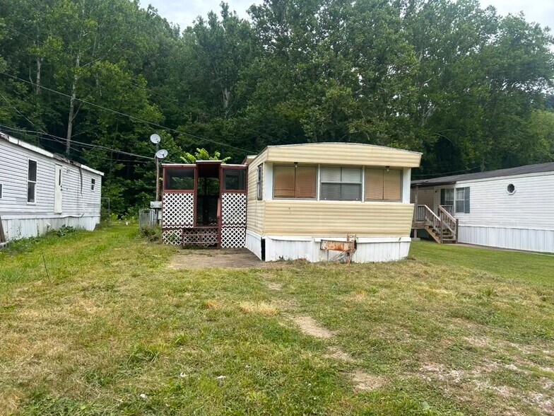 Building Photo - 204 Burnt Mill Rd