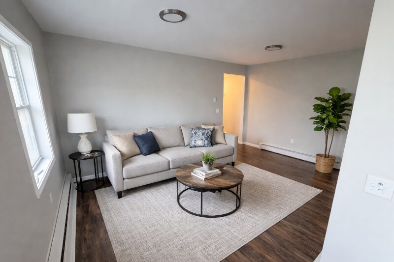 Building Photo - 110 West St