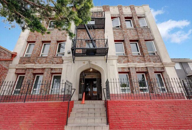 Primary Photo - 4418 W Pico Blvd