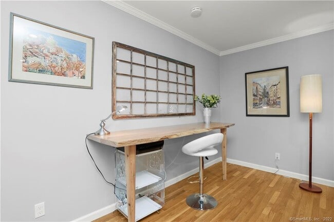 Building Photo - 245 Unquowa Rd