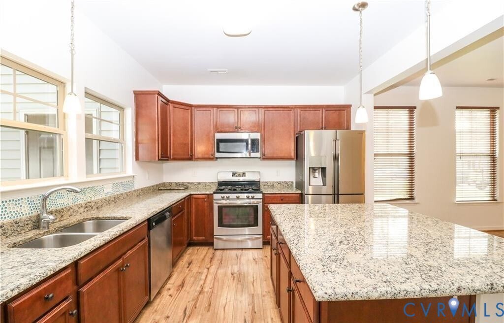 Building Photo - 2424 Marions Ln