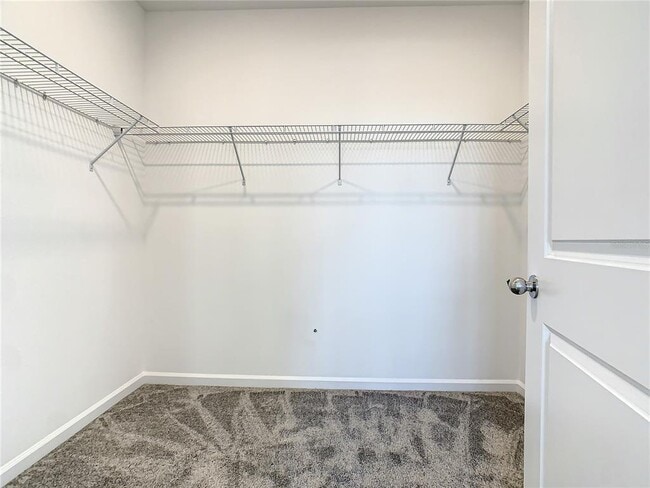 Building Photo - 409 Bogey Dr