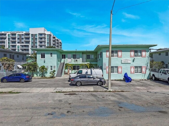 Building Photo - 521 NE 82nd Terrace