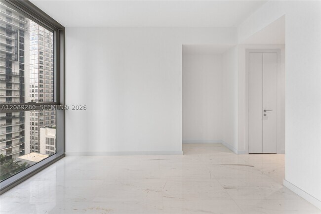 Building Photo - 300 Biscayne Blvd